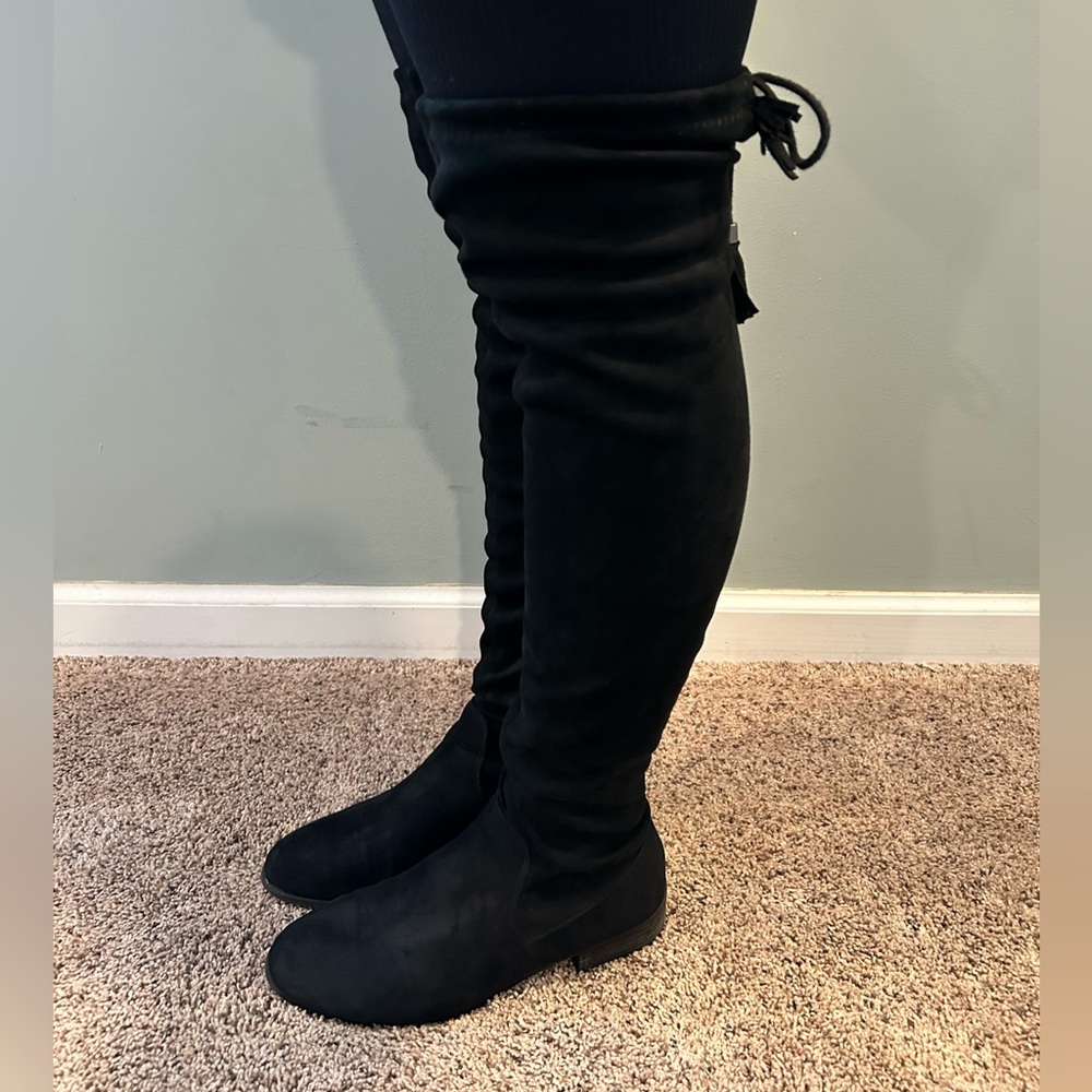 Madden Girl Black Over the Knee ‘Prissley’ Tassel Stretch Faux Suede Boots 10 - Picture 2 of 14